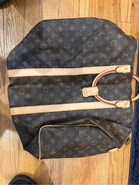 Louis Vuitton Luxury Monogram Travel Tote Bag in Brown